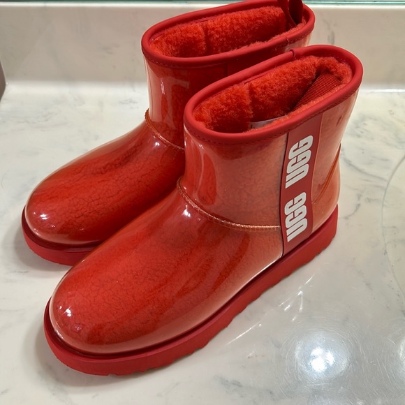 UGG Shoes - NWT Ugg boots